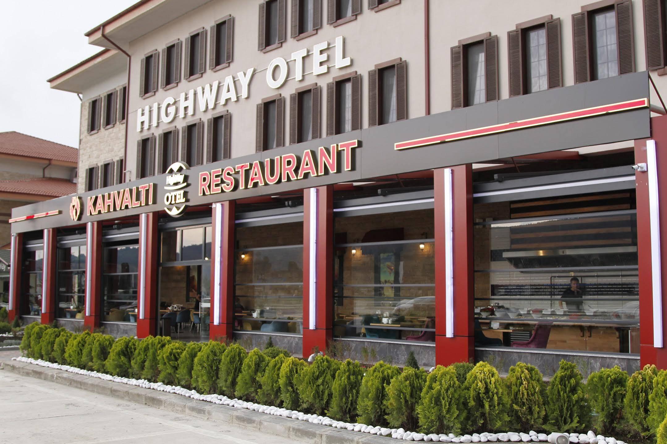 Highway Otel Elmalik   Luaran gambar