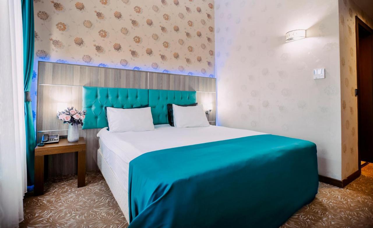 Highway Otel Elmalik   Luaran gambar
