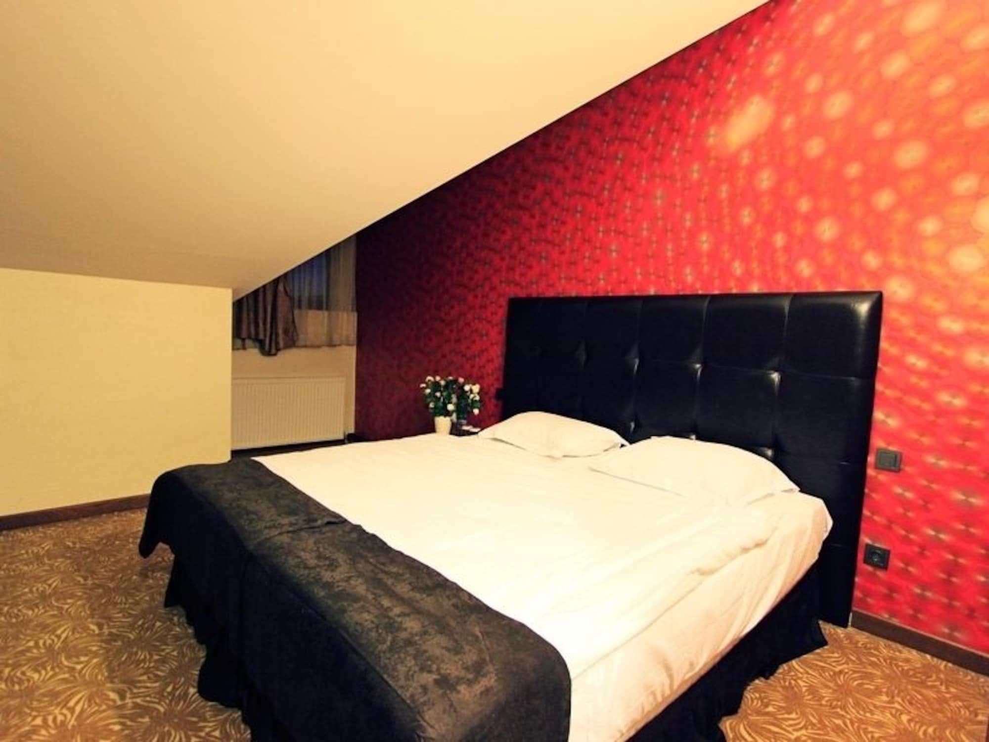 Highway Otel Elmalik   Luaran gambar